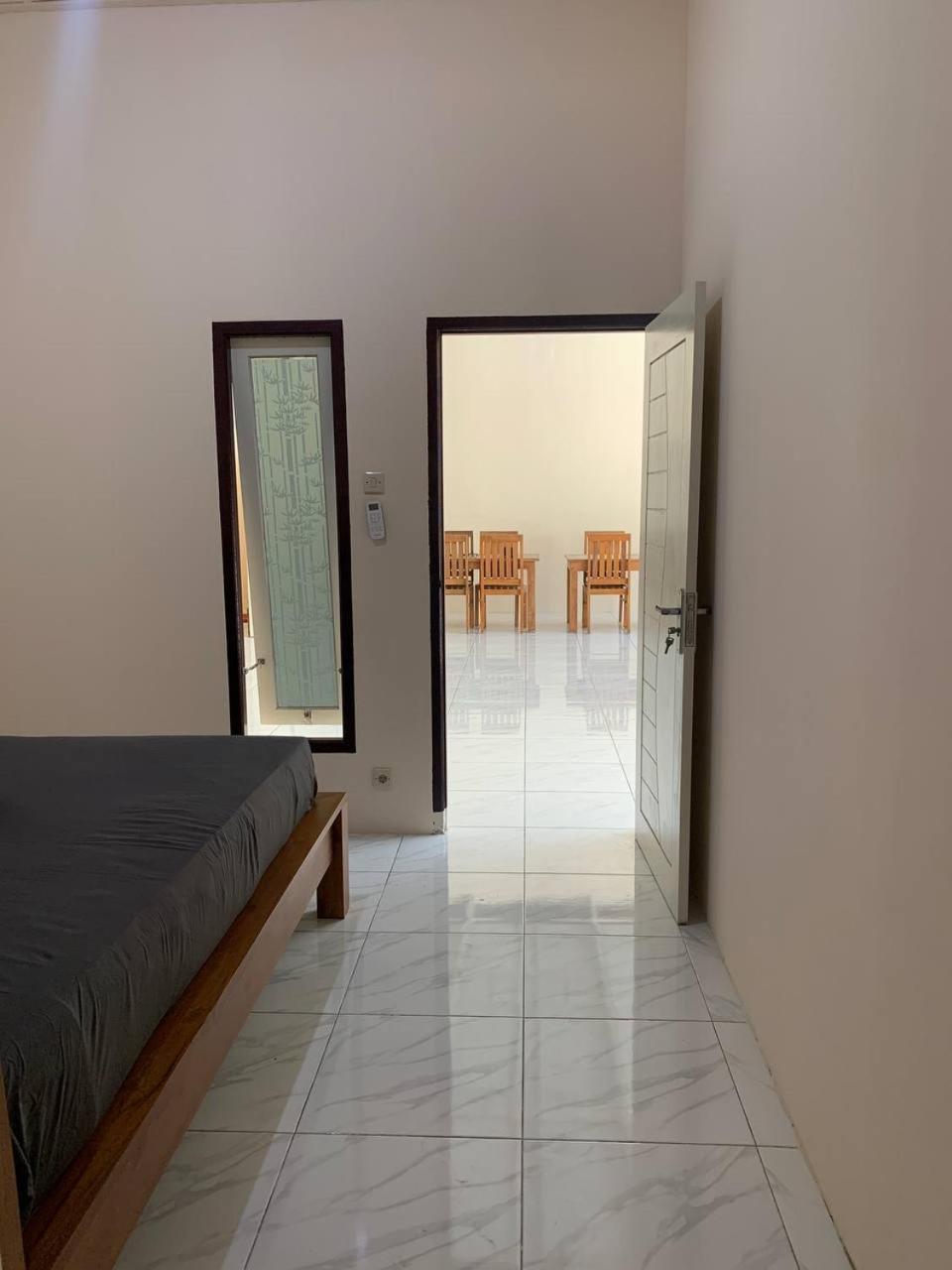 Dikky Guest House Near Bangsal And Sira Pemenang 외부 사진